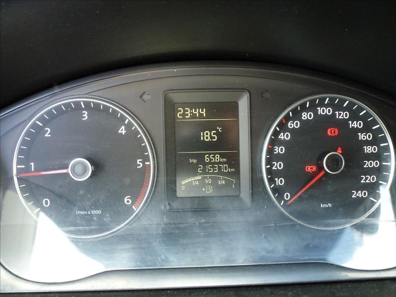 Volkswagen Transporter 2,0 TDI - fotka 28 z 31