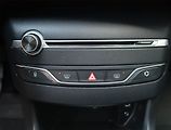Peugeot 308 (2017) 1.2 PureTech, Navi, Tempomat - náhled 18
