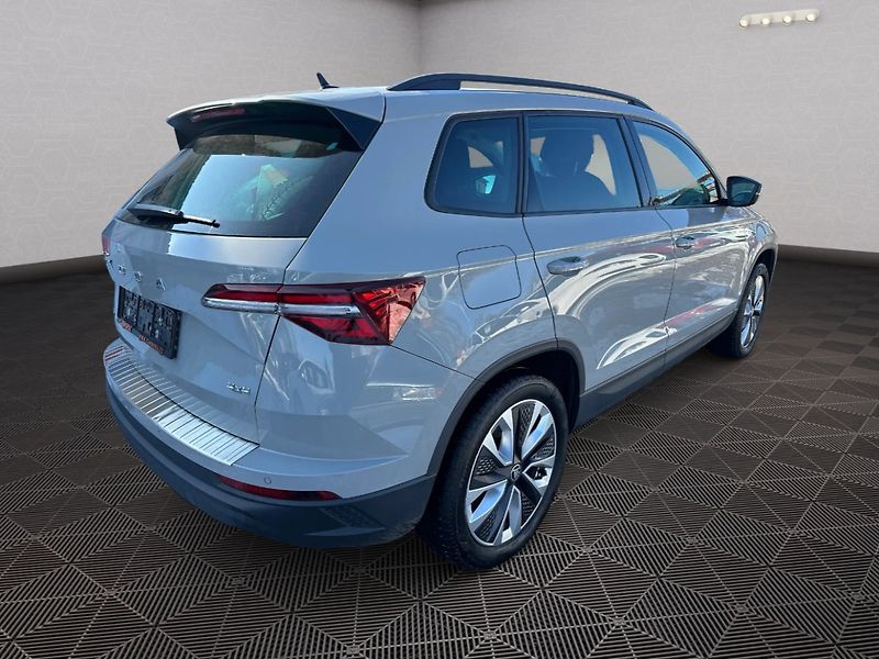 Škoda Karoq (2022) Style 2,0TDI 4x4 - fotka 5 z 26