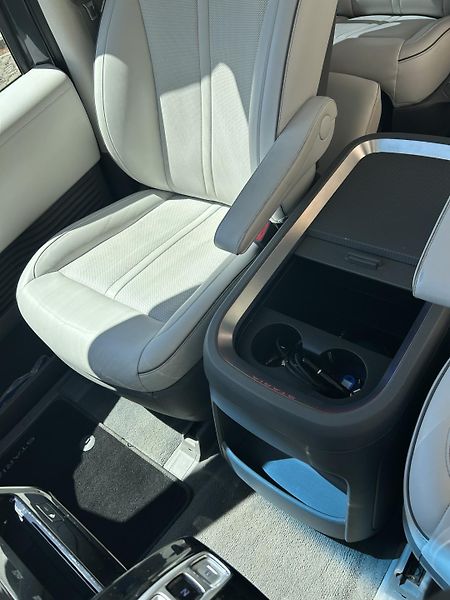 Hyundai Staria (2022) - fotka 35 z 48