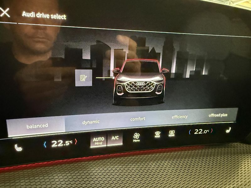 Audi Q5 (2026) SB TDI 150kW 4X4 S-LINE R20 3D - fotka 62 z 62