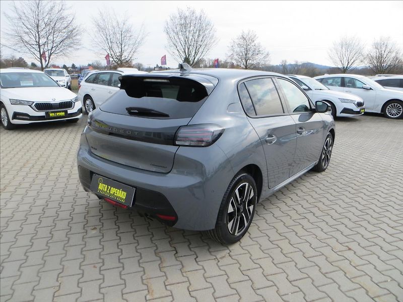 Peugeot 208 1,2 74kW e-DCS6 ALLURE ČR - fotka 8 z 24