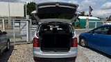 Volkswagen Touran (2009) 1.4TSi 125kW *7míst*ALU*DSG* - náhled 20