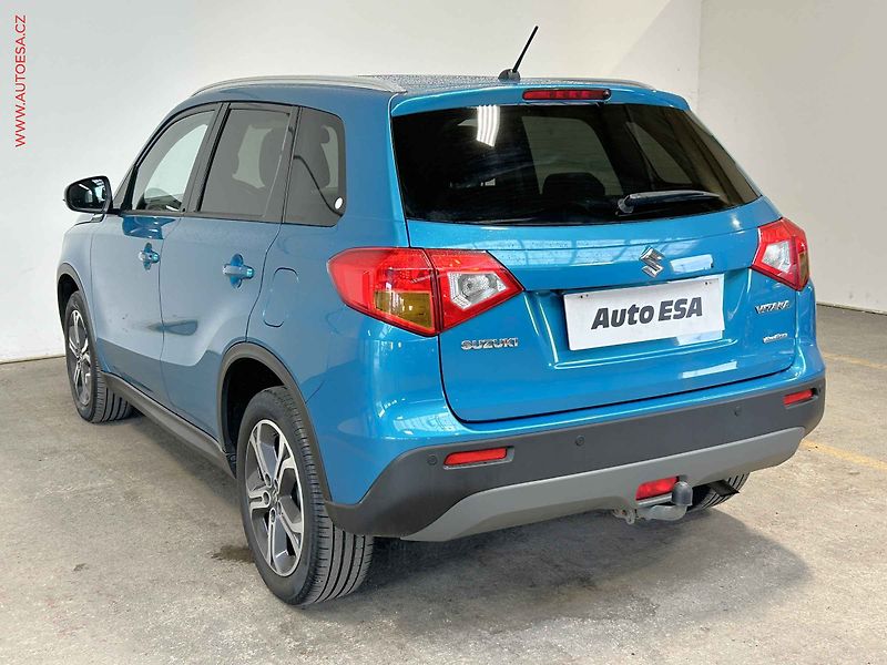 Suzuki Vitara (2017) 1.6i 4x4, 1.maj,ČR, LED, navi - fotka 6 z 16