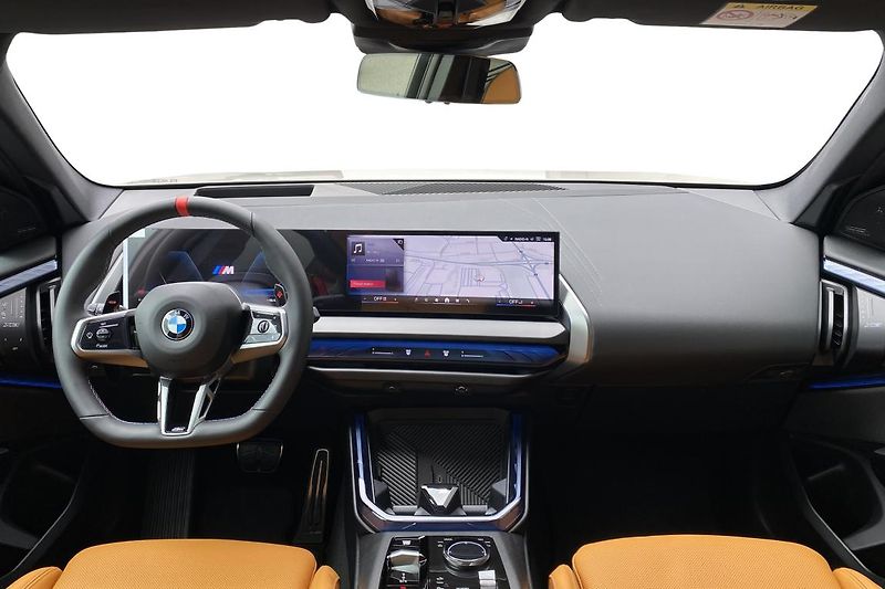 BMW X3 M50 xDrive - fotka 8 z 10