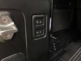 Land Rover Defender 110 D250 X-DYNAMIC SE AWD CZ  - náhled 31