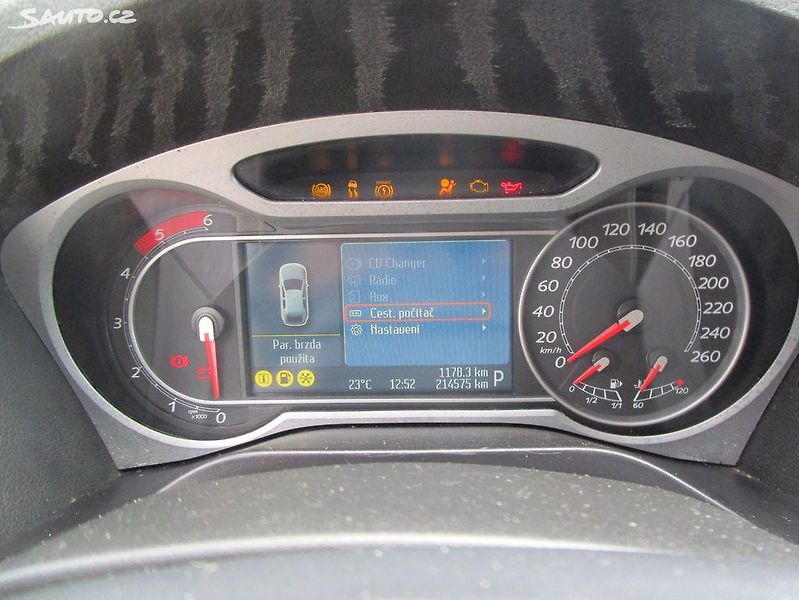 Ford S-MAX (2009) 2,0TDci-103KW-AUTOMAT - fotka 10 z 17