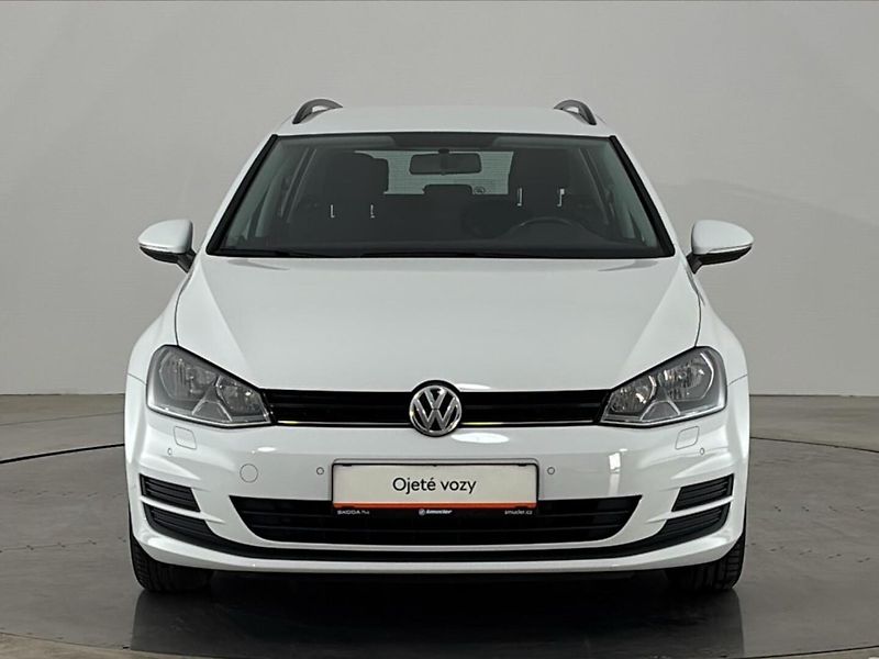Volkswagen Golf Trendline - fotka 4 z 28
