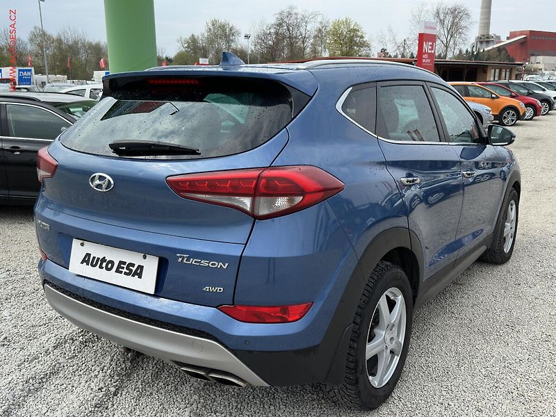 Hyundai Tucson (2016) 2.0 CRDi 4x4, ČR, AC, výhřev - fotka 4 z 21
