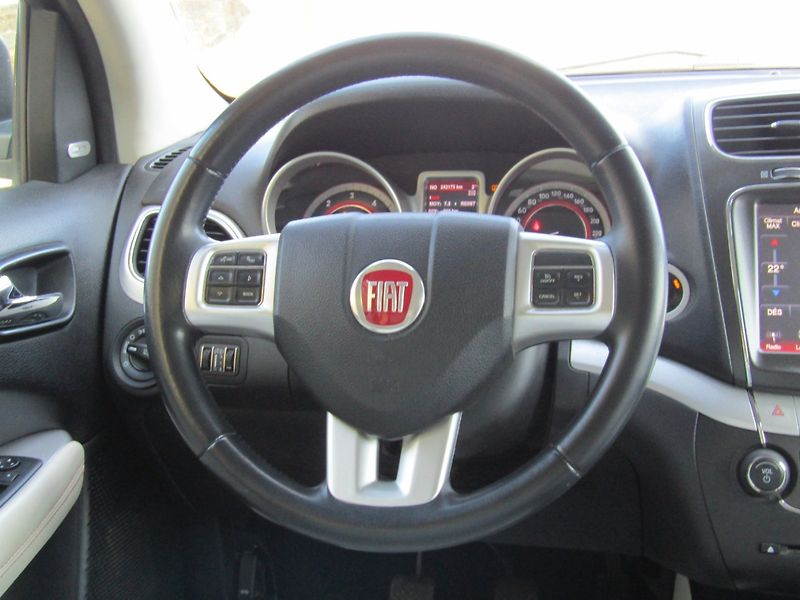 Fiat Freemont (2013) 2.0 JTD 100kW  7 MÍST - fotka 16 z 42