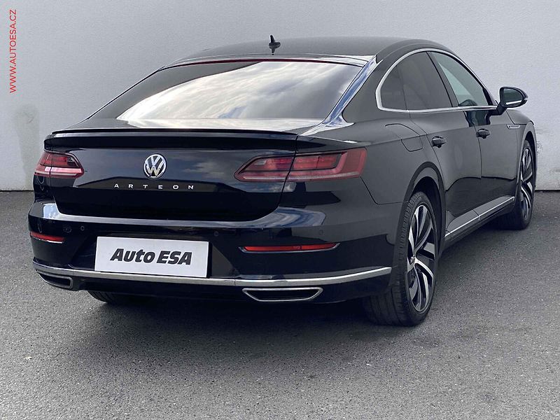 Volkswagen Arteon (2018) 2.0 TSi, ČR, DSG, LED, TZ - fotka 4 z 18