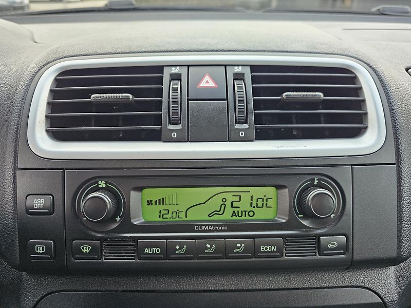 Škoda Roomster 1.6 16v,KLIMA,NOVÉ ROZVODY - fotka 17 z 35