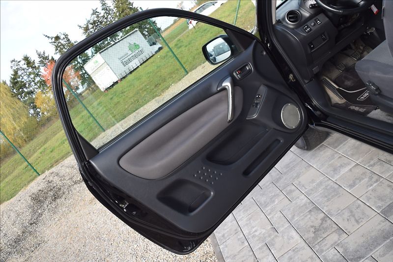 Toyota RAV4 2,0 VVT-i 4WD 110KW BEZ KOROZE - fotka 16 z 33