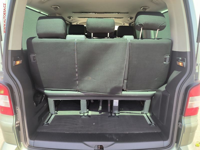 Volkswagen Multivan (2008) 2.5TDI 4x4, ČR, servis.kniha - fotka 7 z 21
