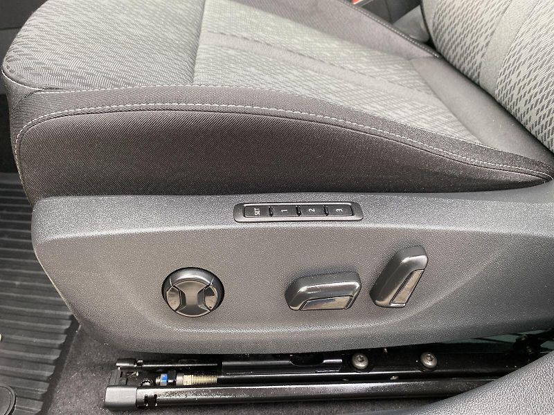 Škoda Octavia (2023) Combi 2.0 TDI DSG Style - fotka 28 z 36