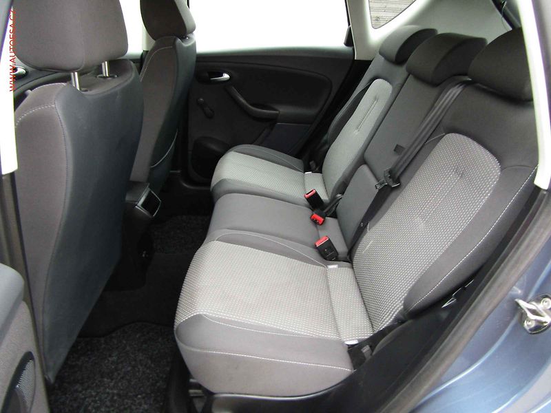 Seat Altea (2010) 1.4 TSi, 1.maj, AC, výhřev - fotka 10 z 17