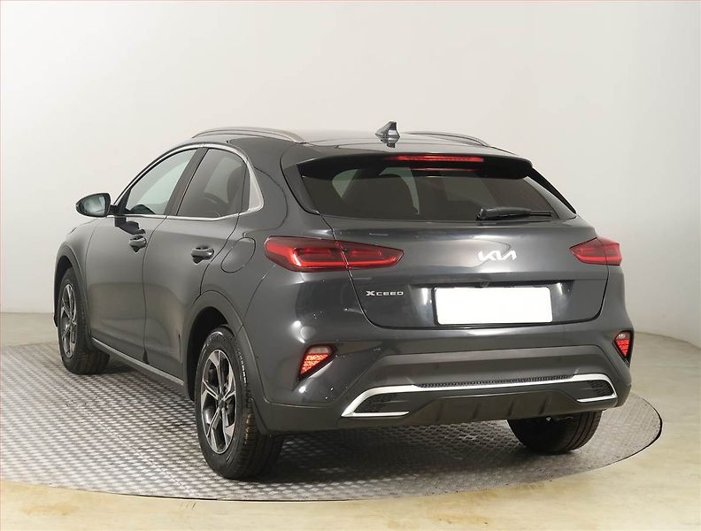 Kia XCeed (2026) 1.6 T-GDI, Ad. tempomat - fotka 4 z 24