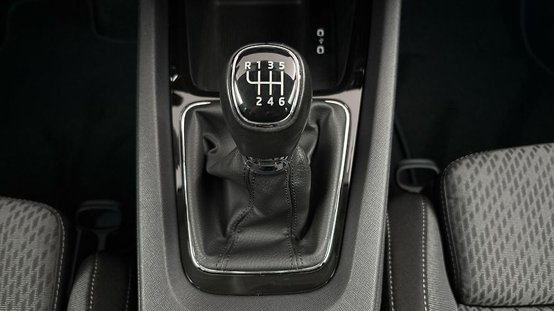 Škoda Octavia 1.5 TSI Style - fotka 25 z 29
