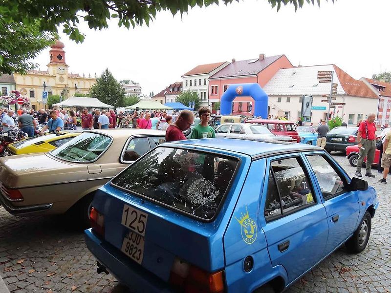 Orientační závod Selské baroko startoval již potřinácté v sobotu 17. srpna dopoledne z náměstí TGM ve Veselí nad Lužnicí.