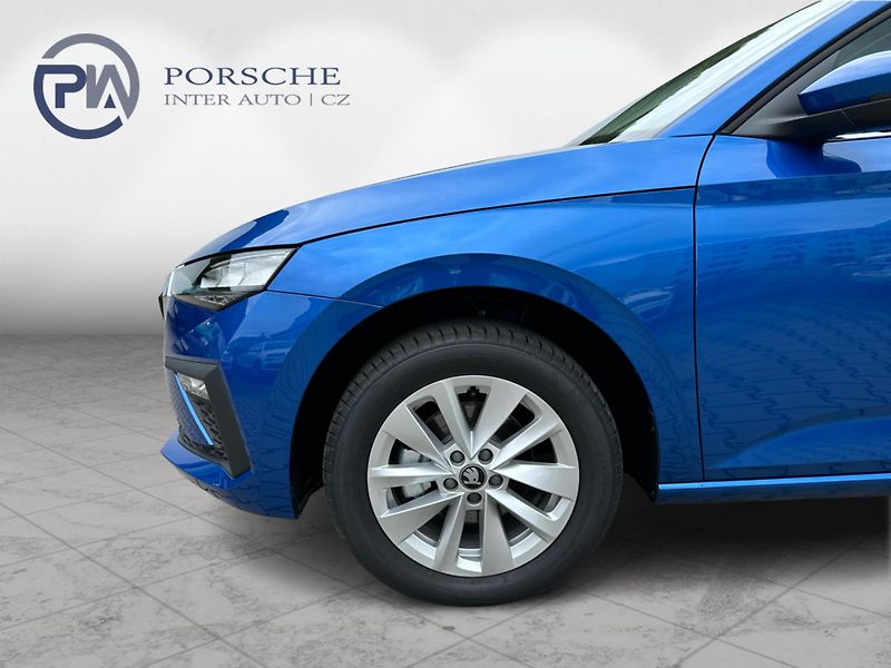Škoda Scala Top Selection 1,5 TSI kW - fotka 9 z 21