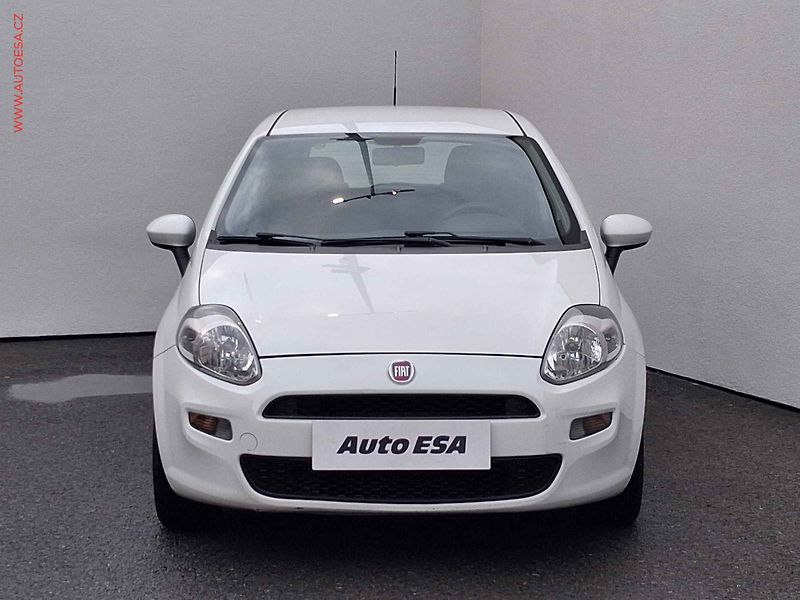 Fiat Punto (2014) 1.4i, ČR, AC, STK9/28 - fotka 2 z 13