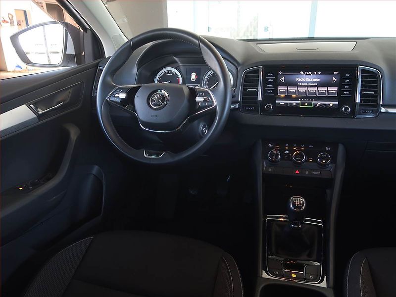 Škoda Karoq (2022) Ambition 1.0 TSI - fotka 7 z 16