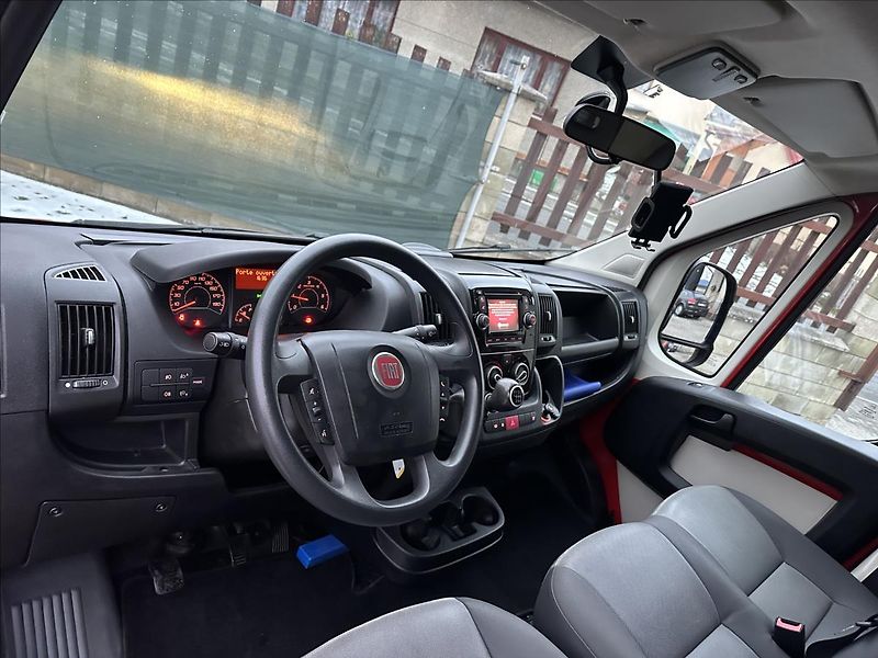 Fiat Ducato 2,3 TAŽNÉ, ZAHRÁDKA - fotka 13 z 24