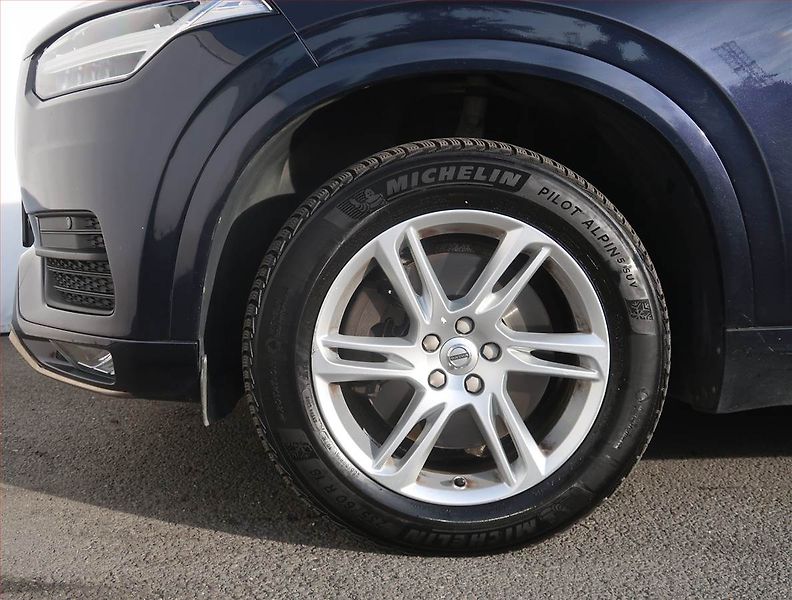 Volvo XC90 (2017) D5 AWD, 4X4, Automat, Navi - fotka 15 z 24