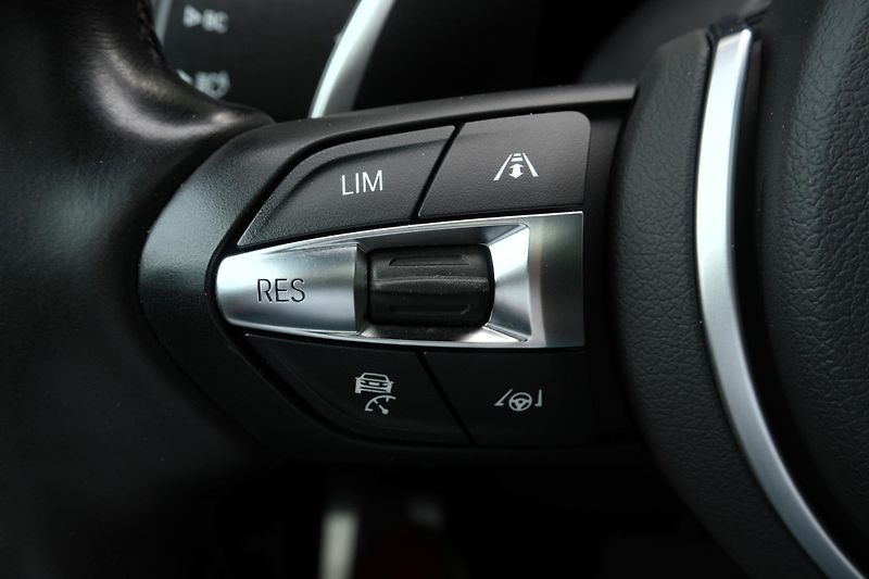 BMW X6 30d, ČR, Tažné, Harman, ACC - fotka 18 z 44