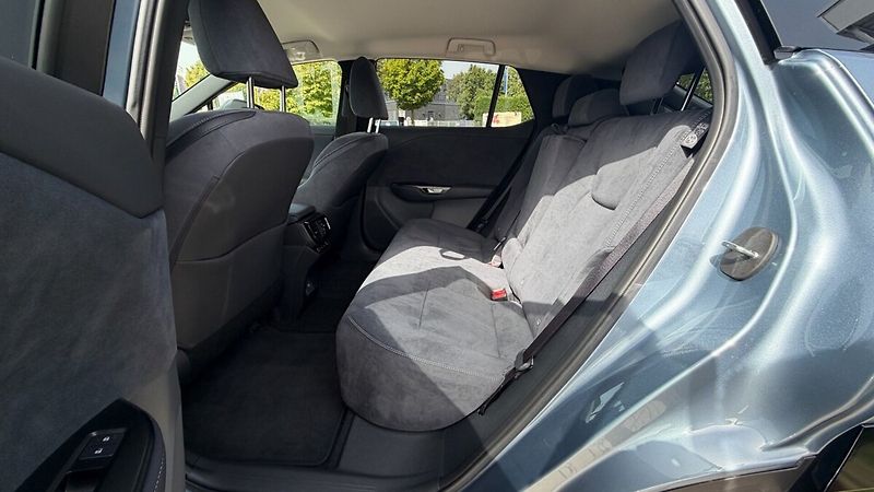Lexus RZ 450e 450e LUXURY DIRECT4 - fotka 23 z 28