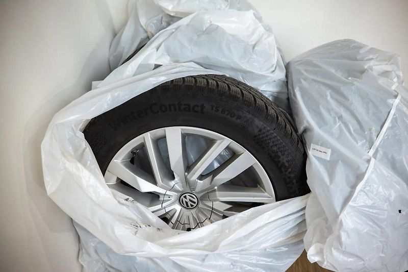 Volkswagen Touareg R-Line 3.0 TDI 210 kW - fotka 42 z 50