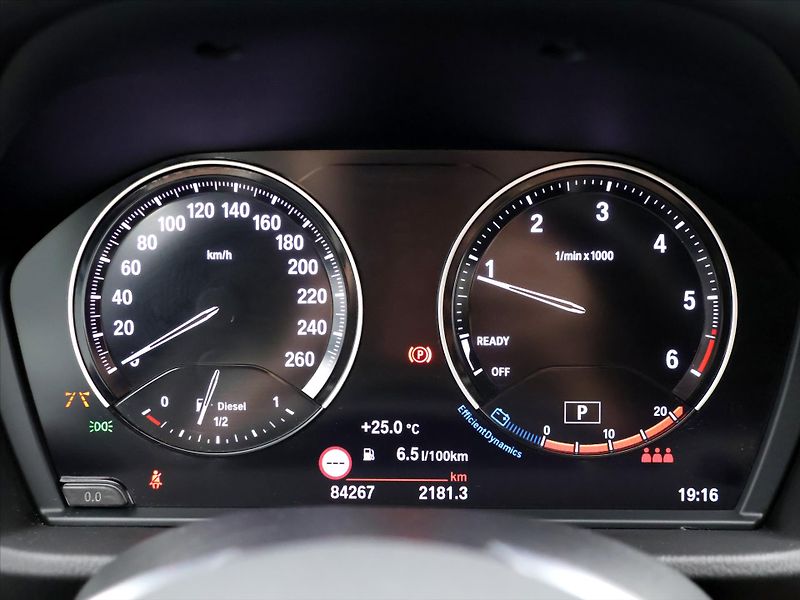 BMW X1 2.0 18d sDrive 110kW CZ - fotka 17 z 31
