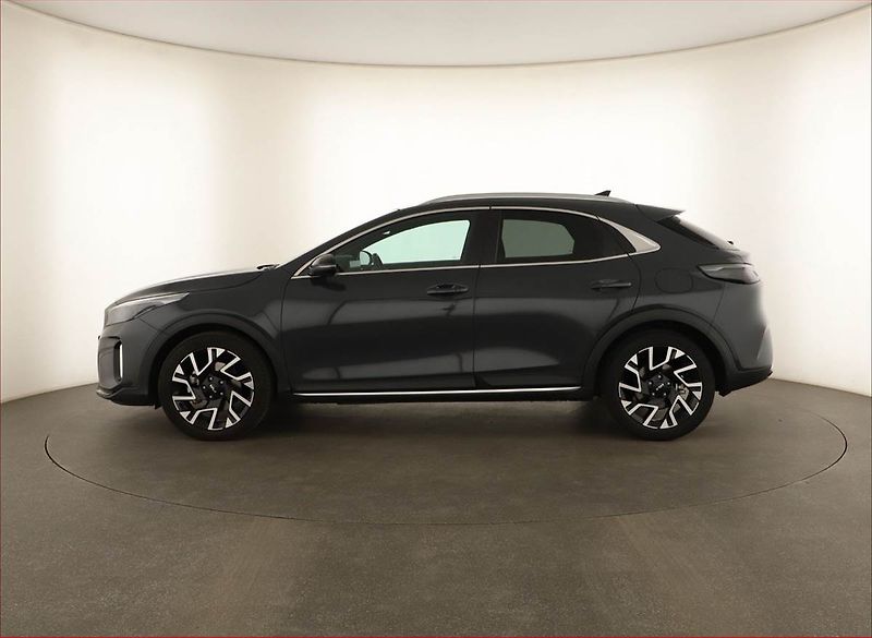 Kia XCeed (2026) 1.6 T-GDI, STEEL EDITION - fotka 3 z 16