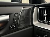 Volvo XC60 (2026) B5 AWD BLACK EDITION PLUS AUT - náhled 24