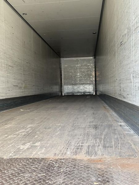 Schmitz Cargobull AG SKO 24/L skříň - fotka 6 z 12