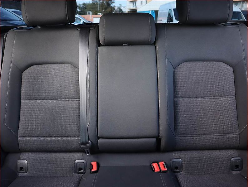 Volkswagen Passat (2015) 2.0 TDI, Automat, Serv.kniha - fotka 10 z 21