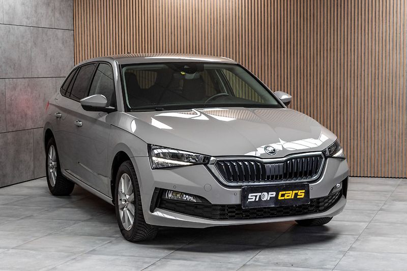 Škoda Scala 1.0 TSI 81kW *KAMERA*ACC* - fotka 3 z 38