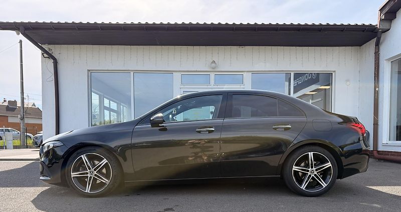 Mercedes-Benz Třídy A (2019) A 180 D - fotka 3 z 17