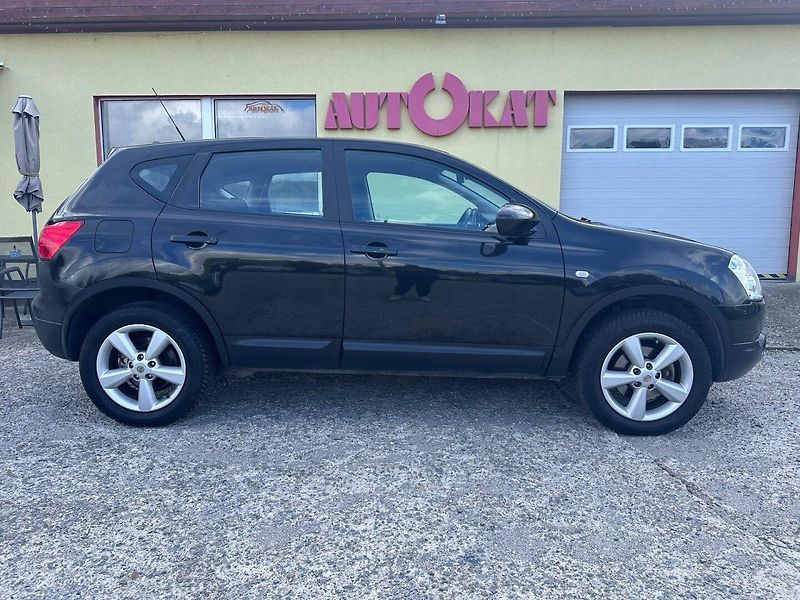 Nissan Qashqai (2009) 1.5dCi Tempomat/1MAJ/78kW - fotka 2 z 25