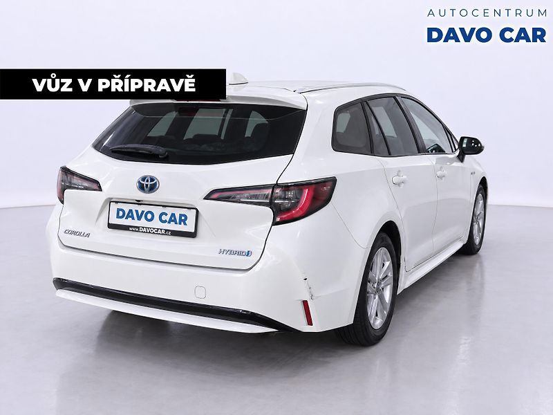 Toyota Corolla 1,8 Hybrid 72kW Aut. CZ DPH - fotka 5 z 12