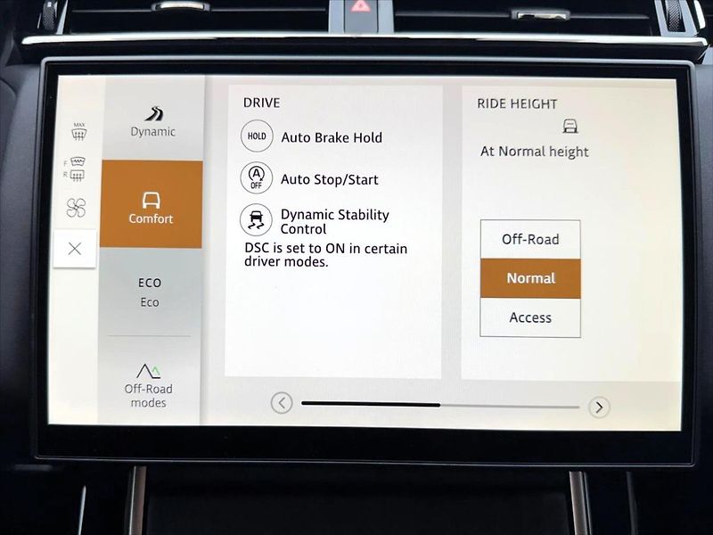 Land Rover Range Rover Velar 2,0 D200 DYNAMIC SE AWD - fotka 25 z 33