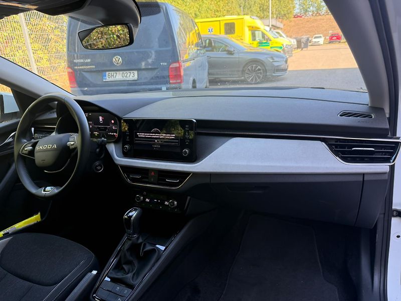 Škoda Scala Top Selection 1.5 TSI 110kw DS - fotka 9 z 23