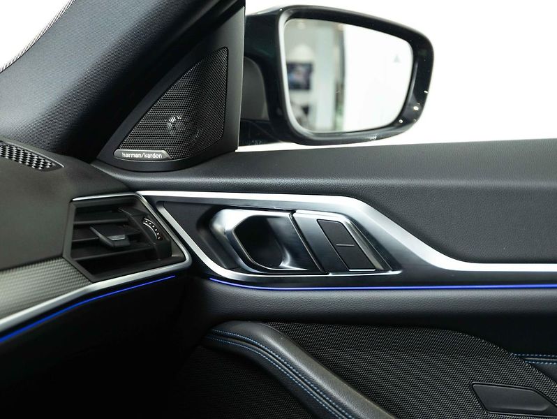 BMW Řada 4 M440i xDrive Gran Coupé - fotka 16 z 22
