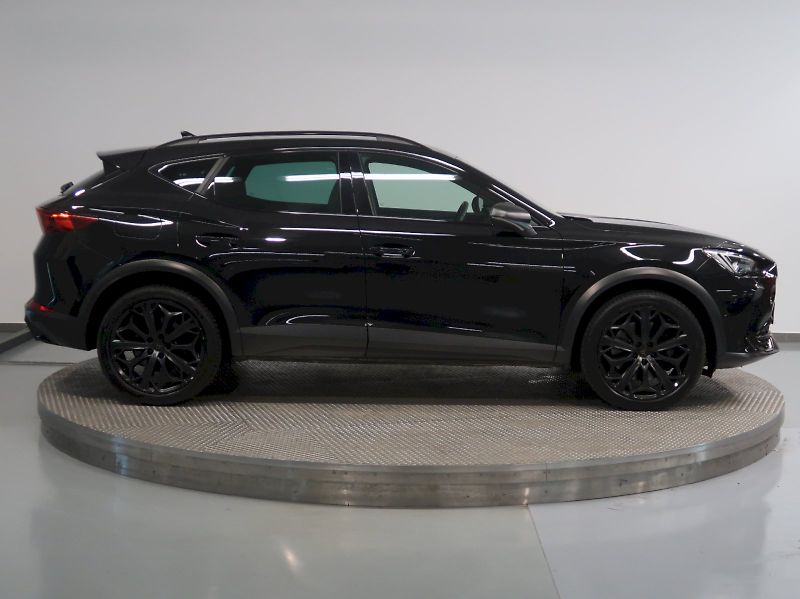 Cupra Formentor (2024) VZ 2.0TSI 180KW DSG - fotka 8 z 47