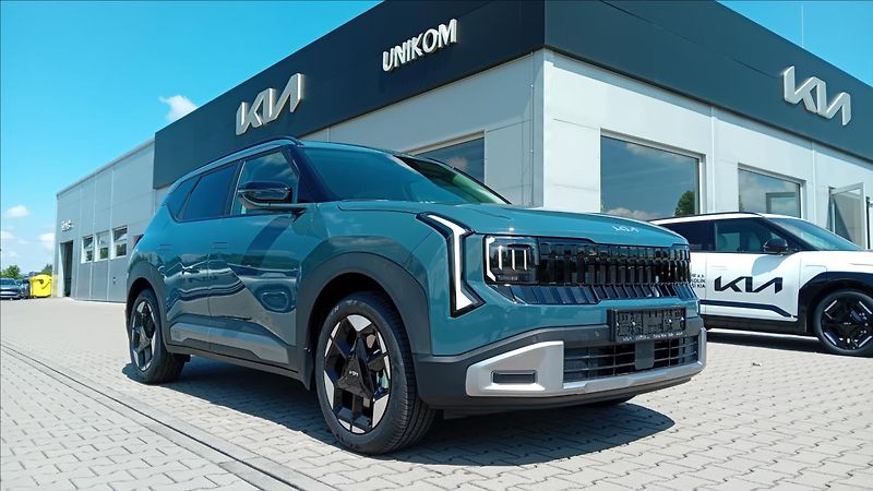 Kia Seltos 1,6 T-GDi 4x2 EXCLUSIVE MAN6 - fotka 3 z 12