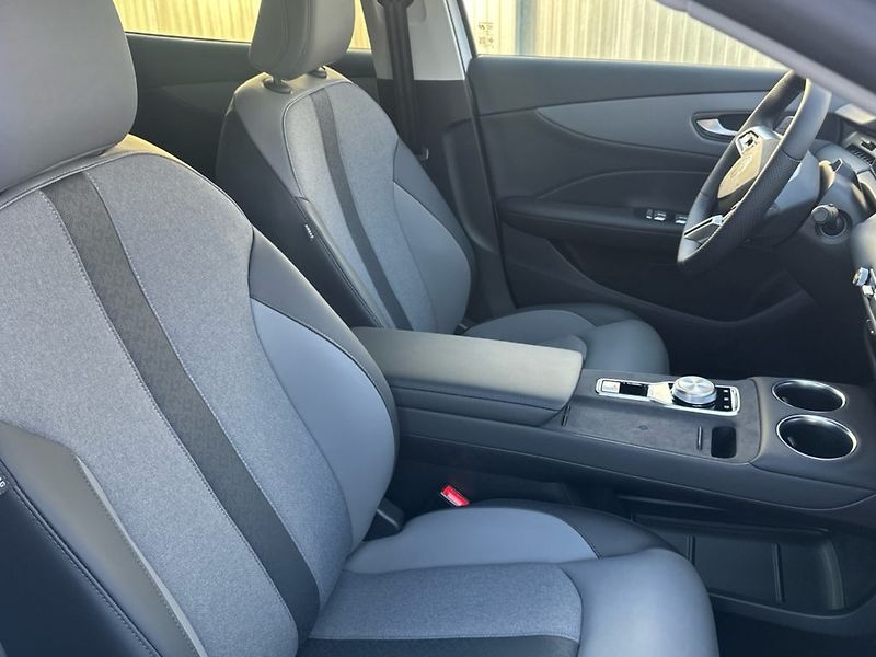 MG MGS5 EV (2025) Exclusive 64kWh - fotka 6 z 22