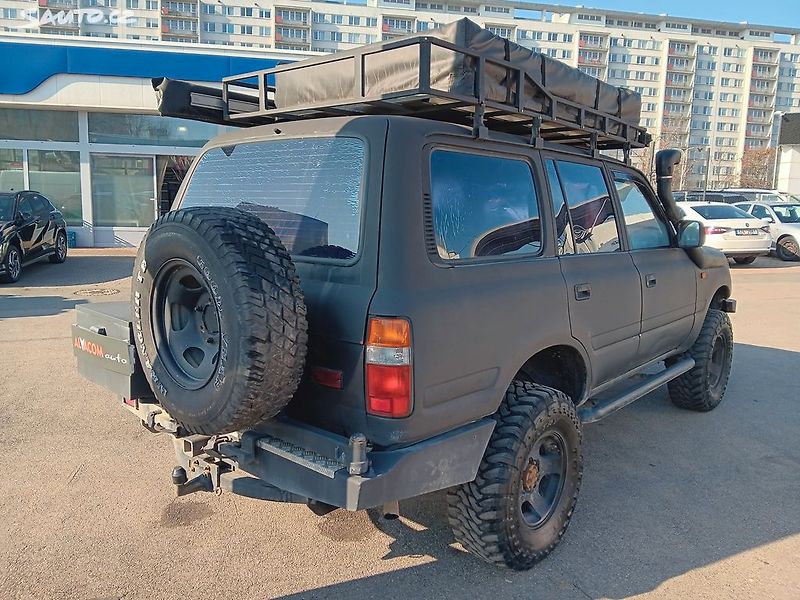 Toyota Land Cruiser 4.2 D 118kW - fotka 5 z 24