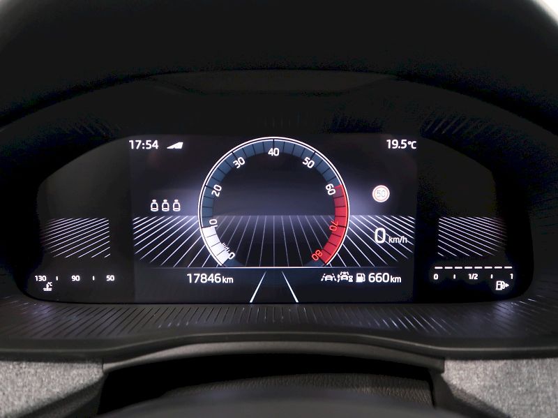 Škoda Kamiq (2024) SELECTION 1.0TSI 85KW - fotka 19 z 38