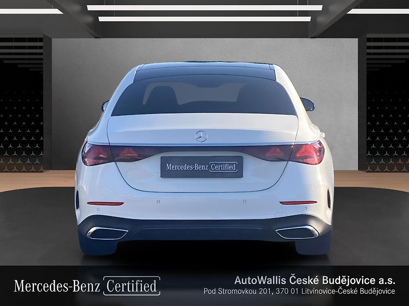 Mercedes-Benz Třídy E E 220d 4M AMG - fotka 4 z 27