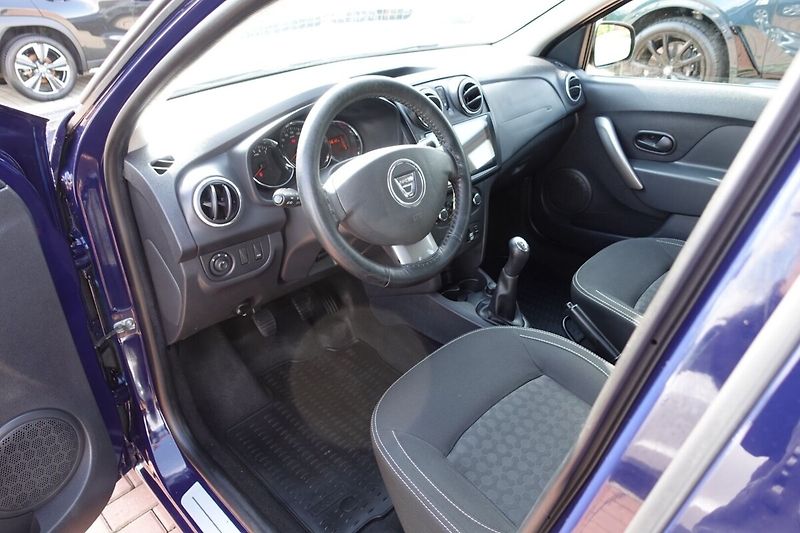 Dacia Logan 0.9 TCe 66 kW S&S MCV Arctica - fotka 8 z 27